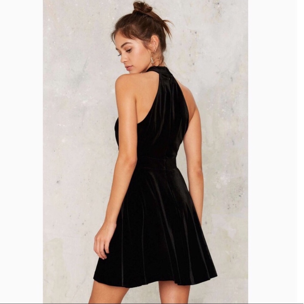 The Angels Forever Dress - Picture 2 of 4